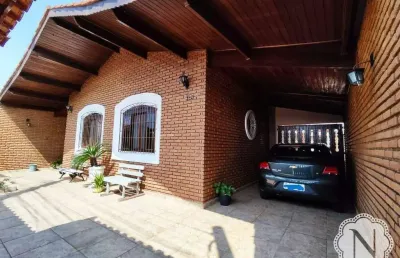 Casa com 5 quartos à venda na Rua Rogê Ferreira, Suarão, Itanhaém