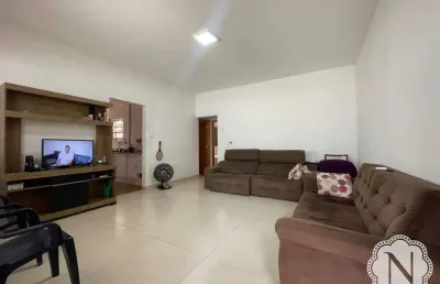 Casa com 2 quartos à venda na Rua Pio Xii, Suarão, Itanhaém