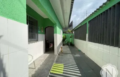 Casa com 3 quartos à venda na Rua Sebastião Moreira Lima, Bopiranga, Itanhaém