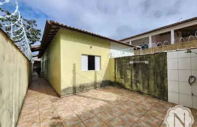 Casa à venda com 2 quartos no bairro gaivota (praia)