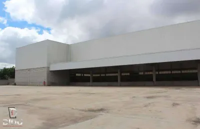 Galpão em cotia, com 16.692m² de terreno e 9.088m² de área construída, este galpão é perfeito para operações industriais, de armazenagem e logística.