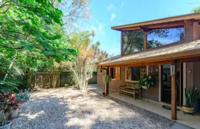 Casa tipo para venda em granja viana com 4 quartos, sendo 2 suítes, 350m²