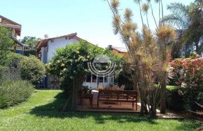 Casa à venda em condomínio no san conrado em sousas.