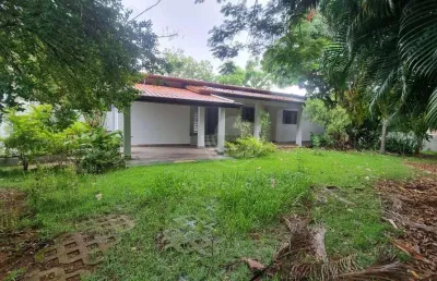 Casa comercial de esquina para alugar em localização privilegiadíssima em barão geraldo, bairro cidade universitária.