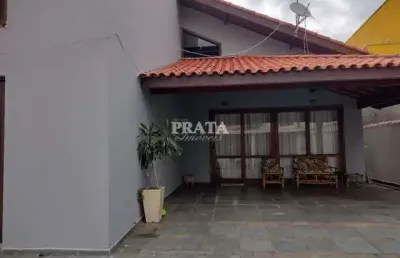 Peruíbe sobrado 5 dormitórios2 suítes 4 vagas de garagem
