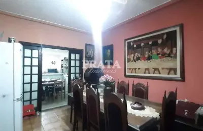 Casa com 5 quartos à venda na Rua Luís de Camões, 158, Encruzilhada, Santos