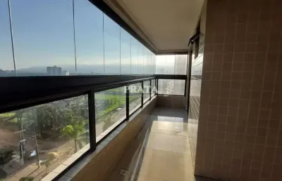Mirim praia grande 2 suítes 1 vaga garagem próximo à praia