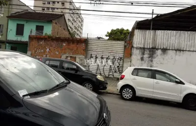 Terreno comercial para alugar na Rua Antonio Bento, 130, Vila Mathias, Santos