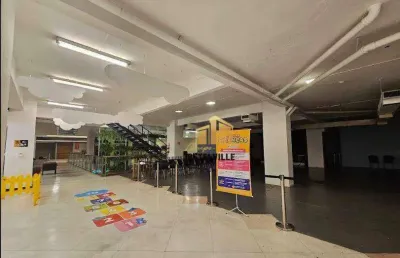 Ponto comercial para alugar na Avenida República Argentina, Água Verde, Curitiba