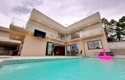 Casa em condomínio fechado com 4 quartos para alugar na rua antônio wolpe, 600, butiatuvinha, curitiba, 260 m2 por r$ 12.500