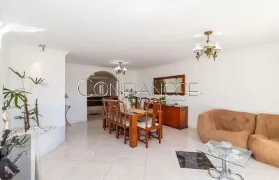 Casa com 5 quartos à venda na rua fernando cretella, 100, bacacheri, curitiba, 314 m2 por r$ 1.100.000
