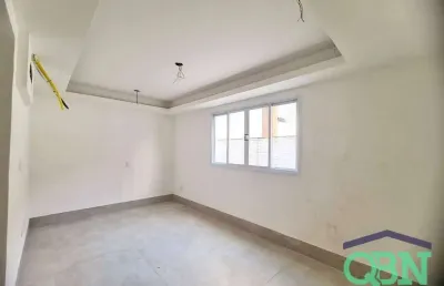 !oportunidade! lindo sobrado novo com 144m² úteis - 03 dorm. sendo 02 suítes - 02 vagas - espaço gourmet - por r$ 949 mil - gonzaga santos