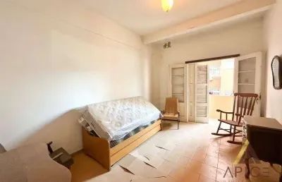 !!! oportunidade para reforma !!! ótimo apartamento frente ao mar com 68m² úteis - 02 dormitórios - varanda - linda vista mar - boqueirão / canal 3