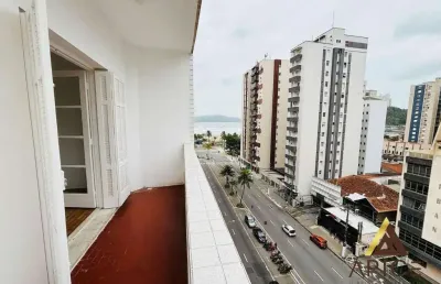 Excelente apartamento com vista mar - 78m² úteis - 02 dorms - varanda - 02 wc - dependência  de serviço por r$ 279 mil - itararé/s.v