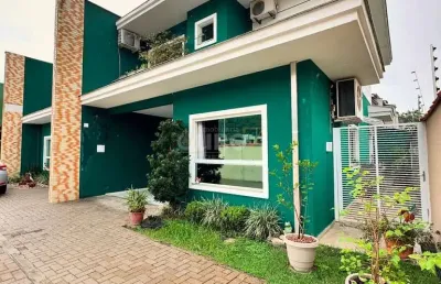 Casa em condomínio fechado com 3 quartos à venda na Rua Presidente Vargas, Pirabeiraba, Joinville