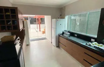 Sobrado com 6 dormitórios à venda, 232 m² por r$ 1.299.000,00 - jardim das palmeiras - itanhaém/sp
