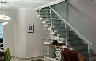 Sobrado a venda no bairro jardim las vegas em santo andré. sendo 157 m² de área construída, no valor de r$ 803.000,00