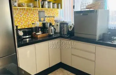 Sobrado à venda, 263m² - 3 dormitórios, 1 suíte, 4 vagas - condomínio maracanã -santo andré.