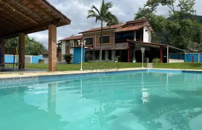 Casa com 9 quartos, praia da lagoinha, ubatuba - r$ 2 mi, cod: 2054