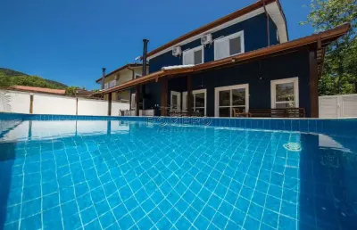 Casa de condomínio com 5 dorms, praia da lagoinha, ubatuba - r$ 1.8 mi, cod: 2367