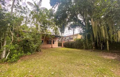 Casa com 5 dorms, praia do sapê, ubatuba - r$ 1.8 mi, cod: 2465