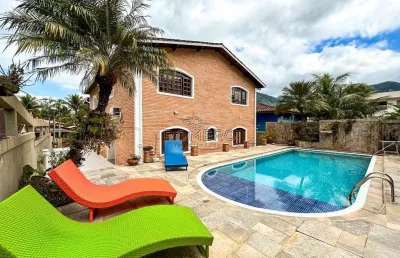 Casa de condomínio com 5 dorms, recanto lagoinha, ubatuba - r$ 2.6 mi, cod: 2480