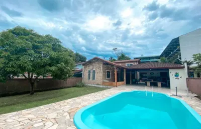Casa com 5 quartos, praia da lagoinha, ubatuba - r$ 1.3 mi, cod: 2339
