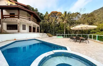 Casa com 5 dorms, recanto lagoinha, ubatuba - r$ 3.8 mi, cod: 2447