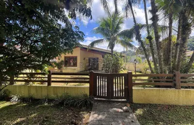 Casa com 4 quartos, praia do lázaro, ubatuba - r$ 1.7 mi, cod: 2574