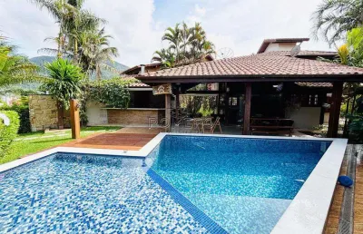 Casa com 4 quartos, condomínio lagoinha, ubatuba - r$ 1.99 mi, cod: 2596