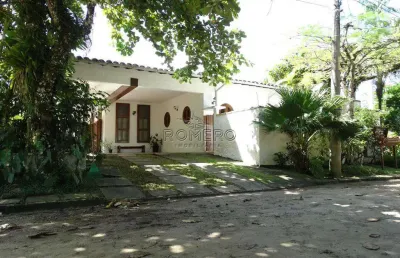 Casa com 4 quartos, praia do lázaro, ubatuba - r$ 2 mi, cod: 693