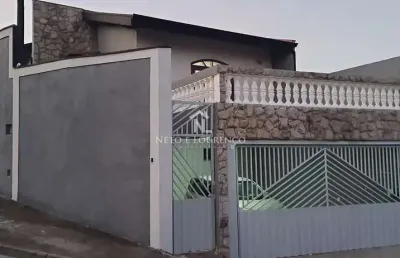 Casa térrea à venda com 3 dormitórios e 4 vagas de garagem no jardim esperança, jundiaí-sp – confor