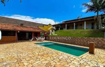 Linda chácara à venda no saint james i – 3 dormitórios, suíte, piscina, espaço gourmet e muito conf