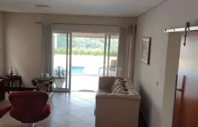 Casa com 3 quartos à venda na Rua Irino Gramorelli, 1, Horto Santo Antonio, Jundiaí
