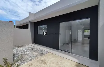 Casa com 2 quartos à venda na Rua Elvis Presley, 85, Balneário Primavera, Pontal do Paraná