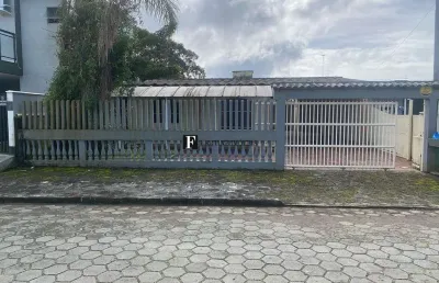 Casa com 6 quartos à venda na 18, 04, Praia de Leste, Pontal do Paraná