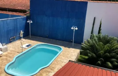 Casa para venda em itanhaém, parque augustos, 4 dormitórios, 1 suíte, 4 banheiros, 6 vagas