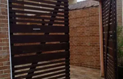 Casa para venda em itanhaém, jardim magalhães, 2 dormitórios, 1 suíte, 1 banheiro, 2 vagas