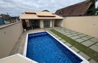Casa para venda em itanhaém, grandesp, 3 dormitórios, 3 suítes, 1 banheiro, 5 vagas
