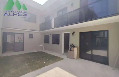 Sobrado com 3 dormitórios à venda, 122 m² por r$ 669.900,00 - xaxim - curitiba/pr