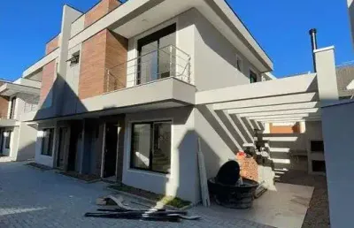 Sobrados próxmo a floricultura flor da  suiça no melhor do bairro prontos para morar