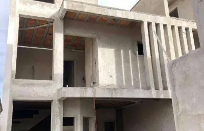 Sobrado com 3 dormitórios à venda, 138 m² por r$ 990.000,00 - portão - curitiba/pr