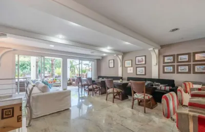 Casa, 4 quartos, 8 vagas, a venda, no bairro seminário, jardim los angeles, em curitiba. rebrokers