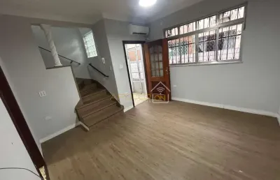 Casa com 2 quartos à venda na Vila Mathias, Santos 