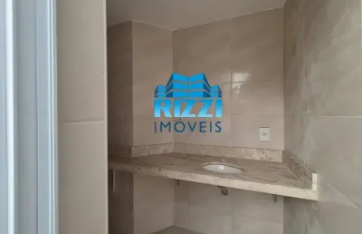 Cobertura com 2 quartos e 4 banheiros à venda em anil