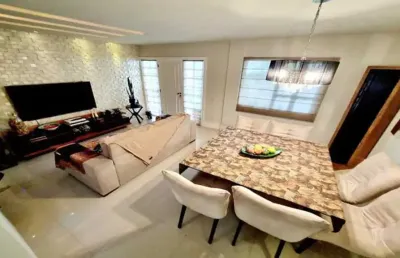 Maravilhosa casa duplex no condomínio vale suíço/freguesia