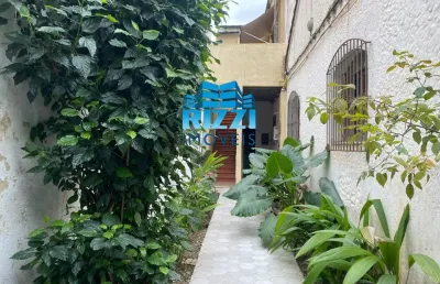 Casa com 2 quartos para alugar na Rua Potiguara, 97, Freguesia (Jacarepaguá), Rio de Janeiro