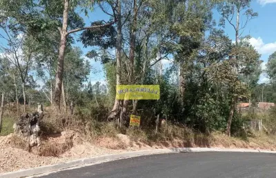 Terreno à venda leve declive com ótima localização em região de chacaras, bairro caxambu conhecido