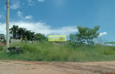 Terreno à venda esquina plano , ótima localização bairro caxambu famoso pelas sua viniculas, jundia
