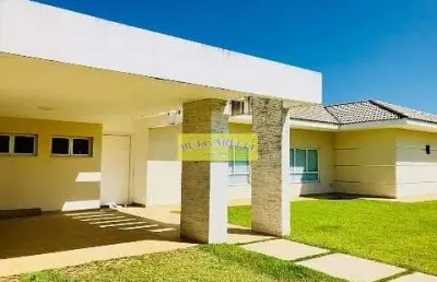 Casa à venda condominio fechado com completa area lazer  contendo 4 quartos, 2 suites, 6 vagas, 250